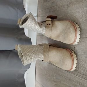 Womans Woolrich boots